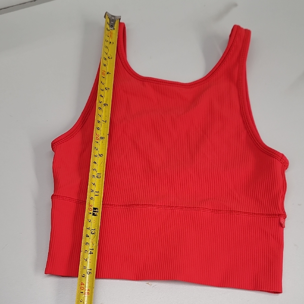 Lululemon Power Pivot  Ribbed Tank - Picture 2 of 7